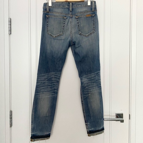 Joe’s Jeans, medium waisted boyfriend jean - Picture 2 of 4